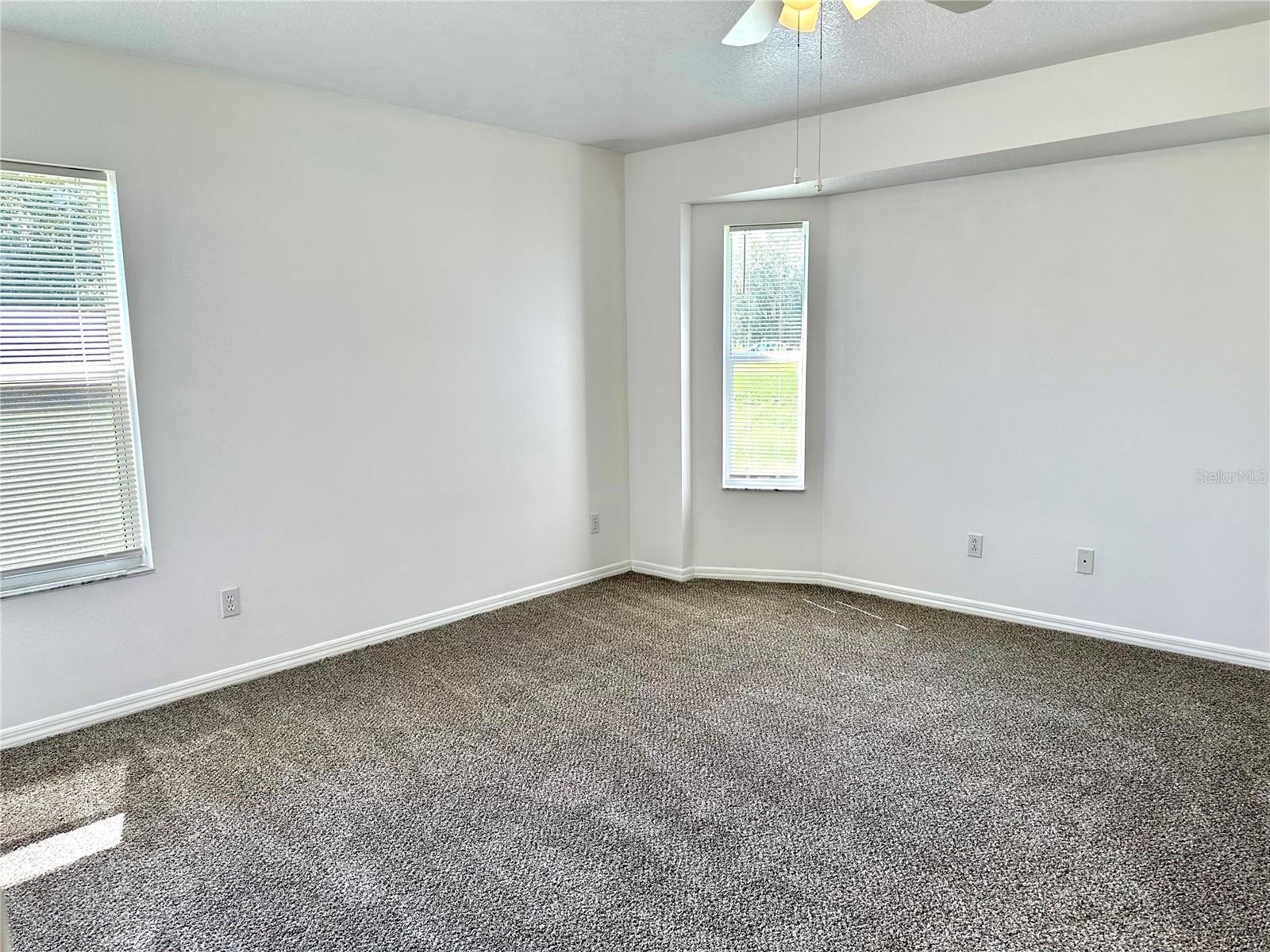 4416 REDCOAT DR