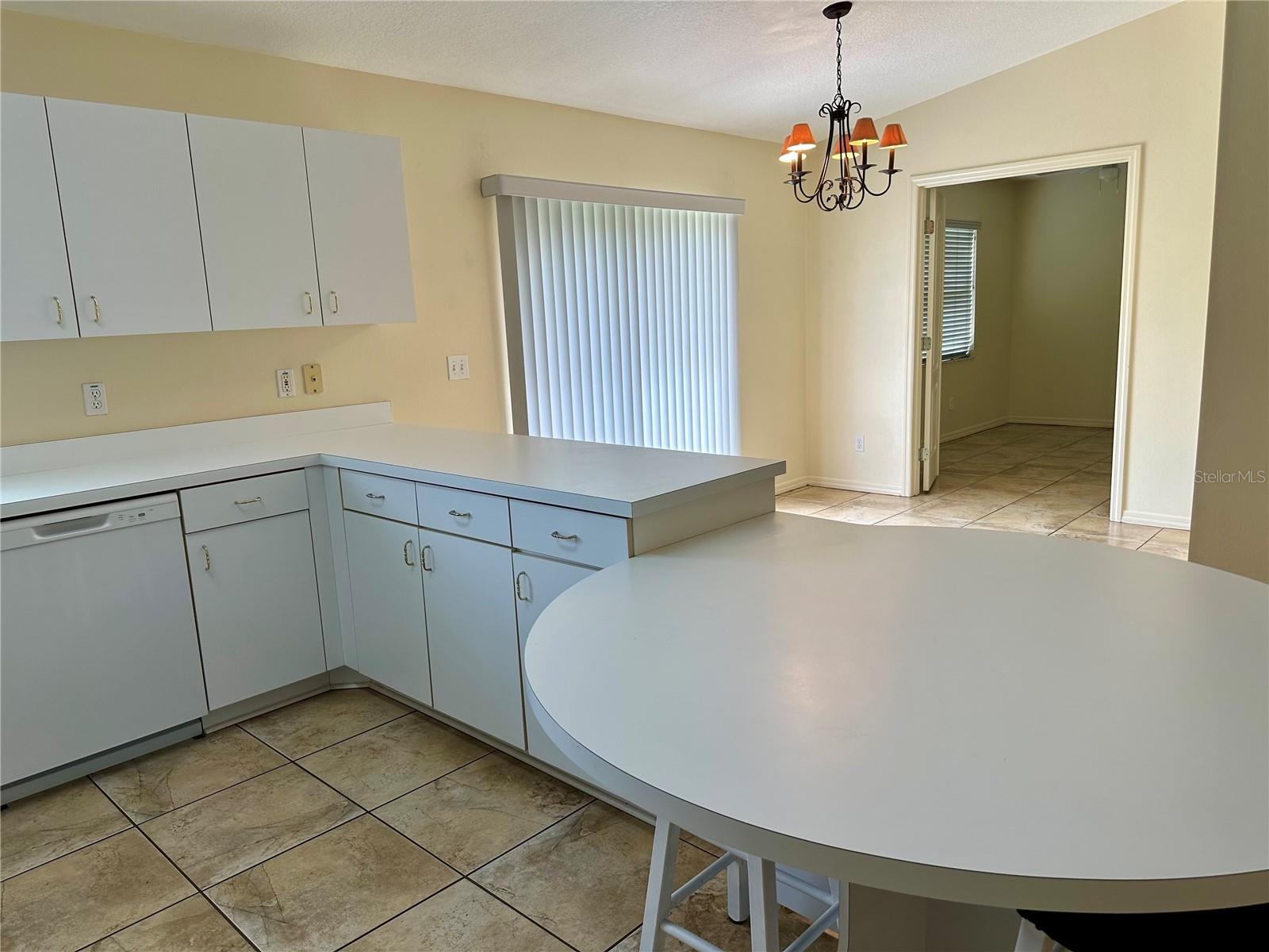 4416 REDCOAT DR