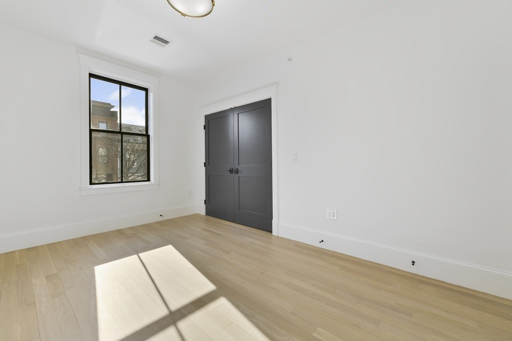 514 E. Broadway # 4