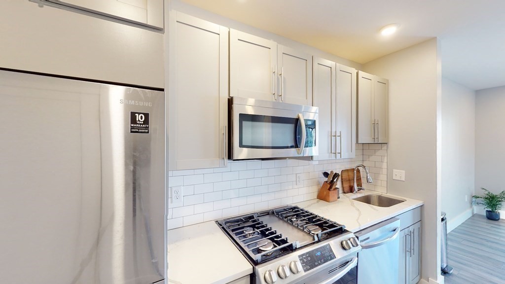 55 West 5th St # 310
