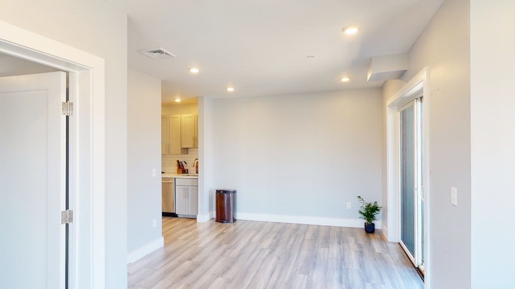55 West 5th St # 310