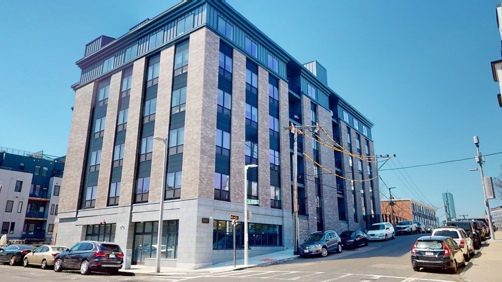 55 West 5th St # 310