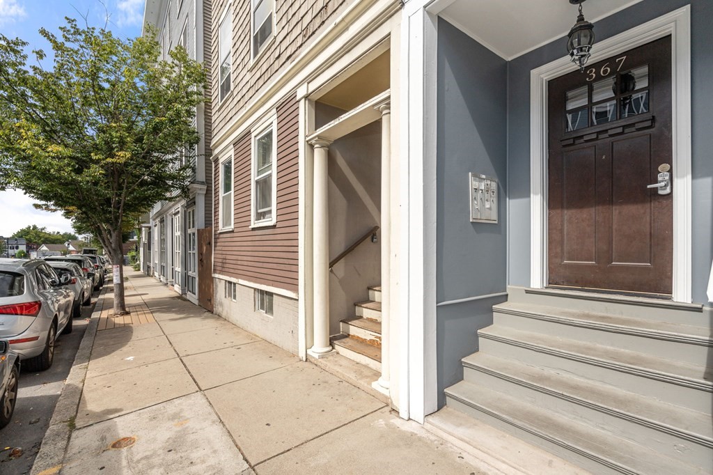 367 Dorchester St # 2