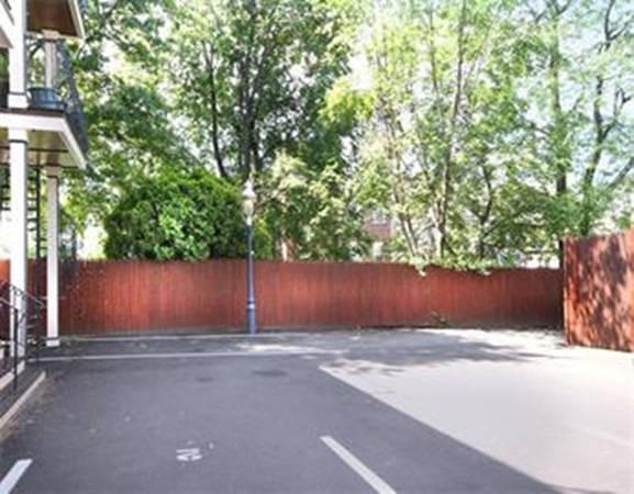 1 Ross Pl # 2