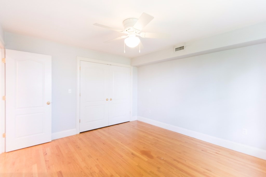 1 Ross Pl # 2