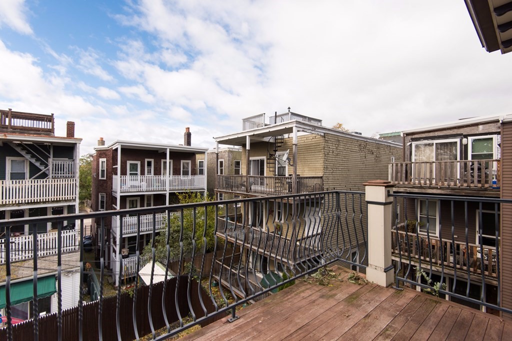 1 Ross Pl # 2