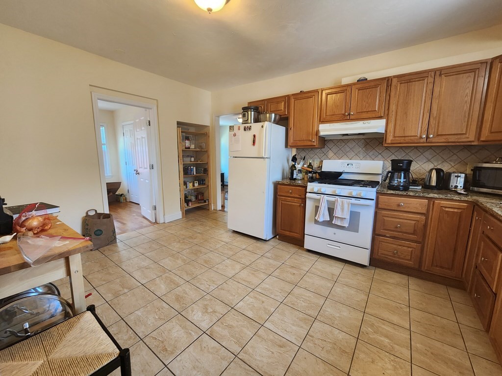 331 Washington St # 2