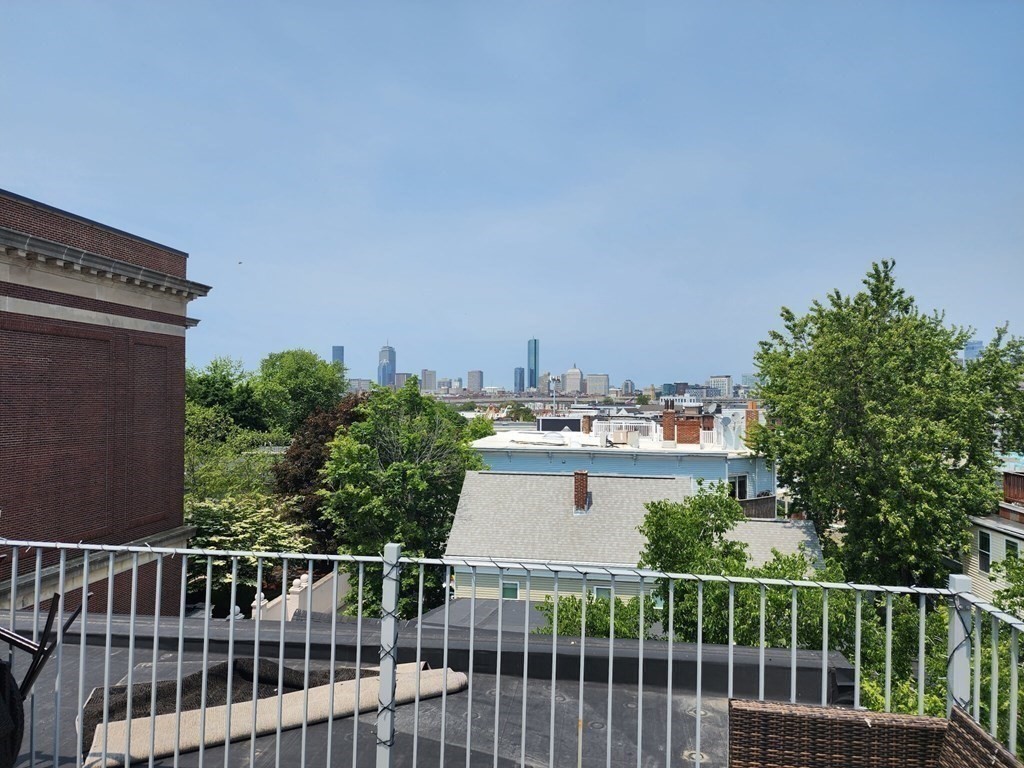 339 Dorchester St # 3