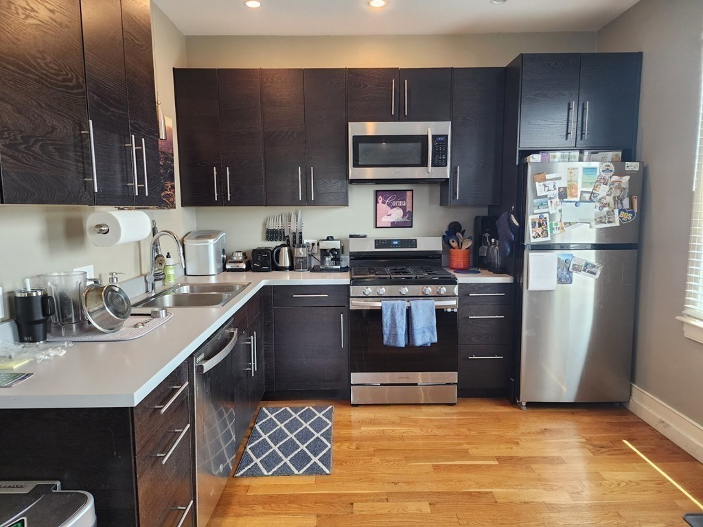 339 Dorchester St # 3