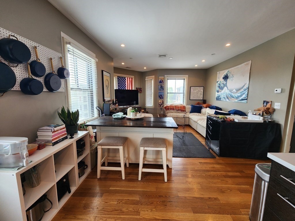 339 Dorchester St # 3