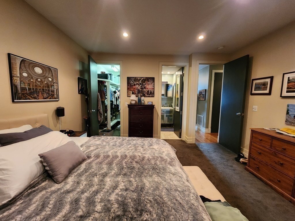 339 Dorchester St # 3