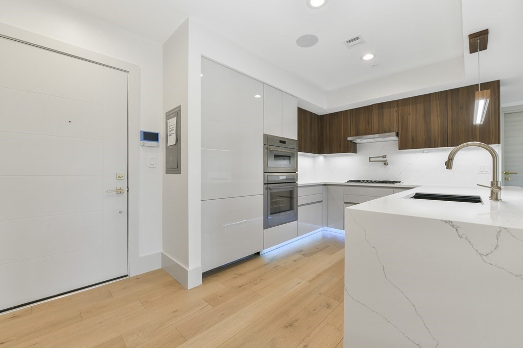 874 East Sixth St # 6