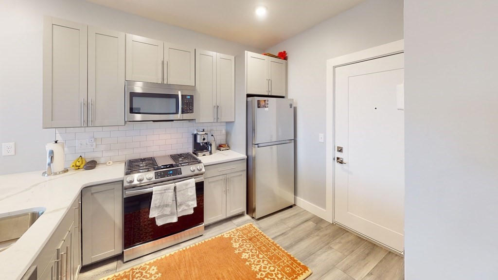 55 West 5th St # 405