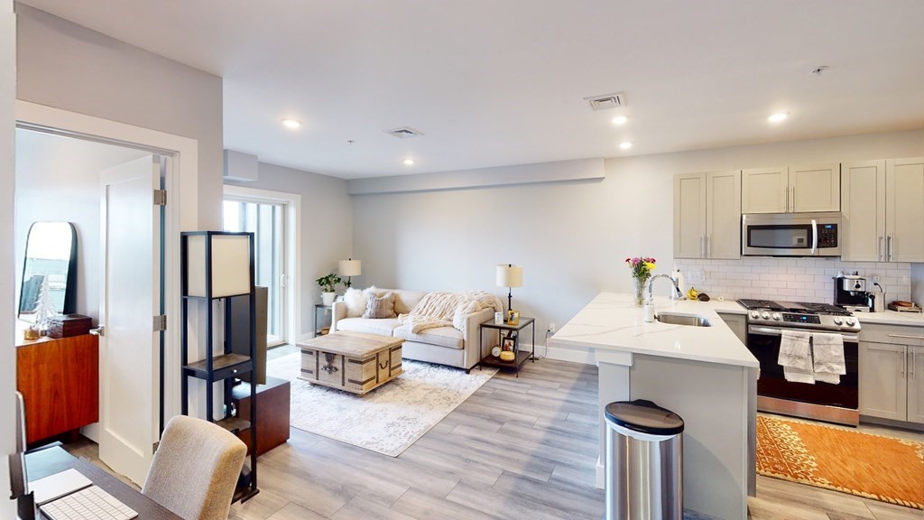 55 West 5th St # 405