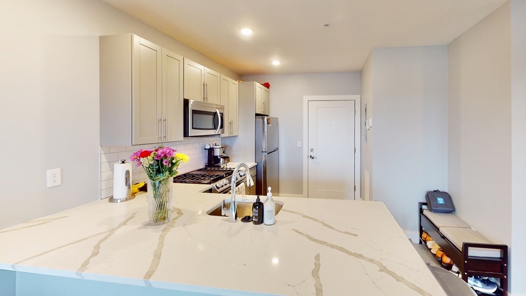 55 West 5th St # 405