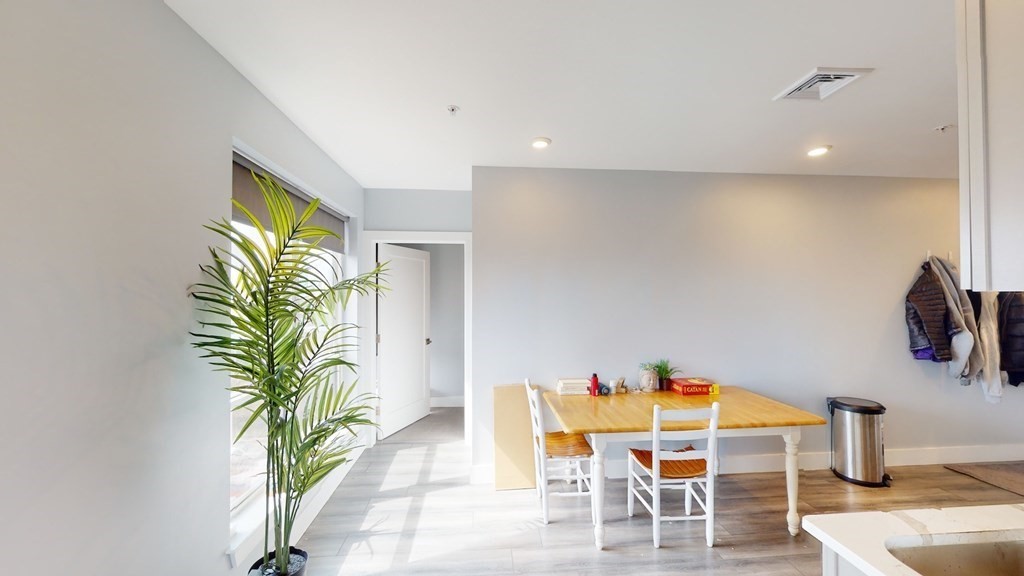 55 West 5th St # 402