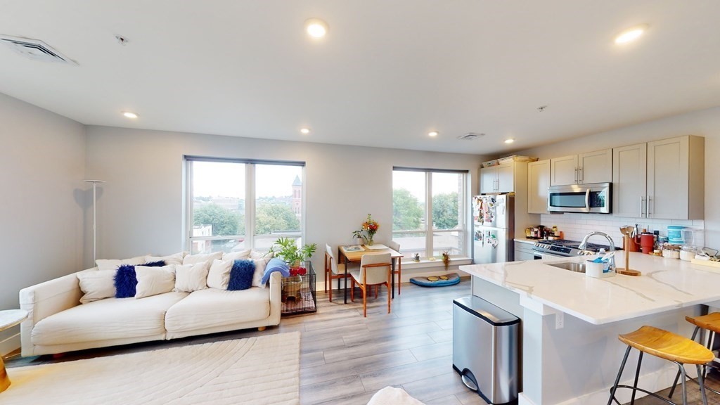 55 West 5th St # 501