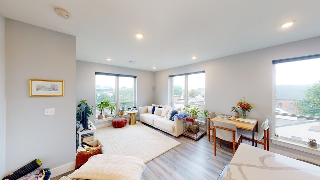 55 West 5th St # 501