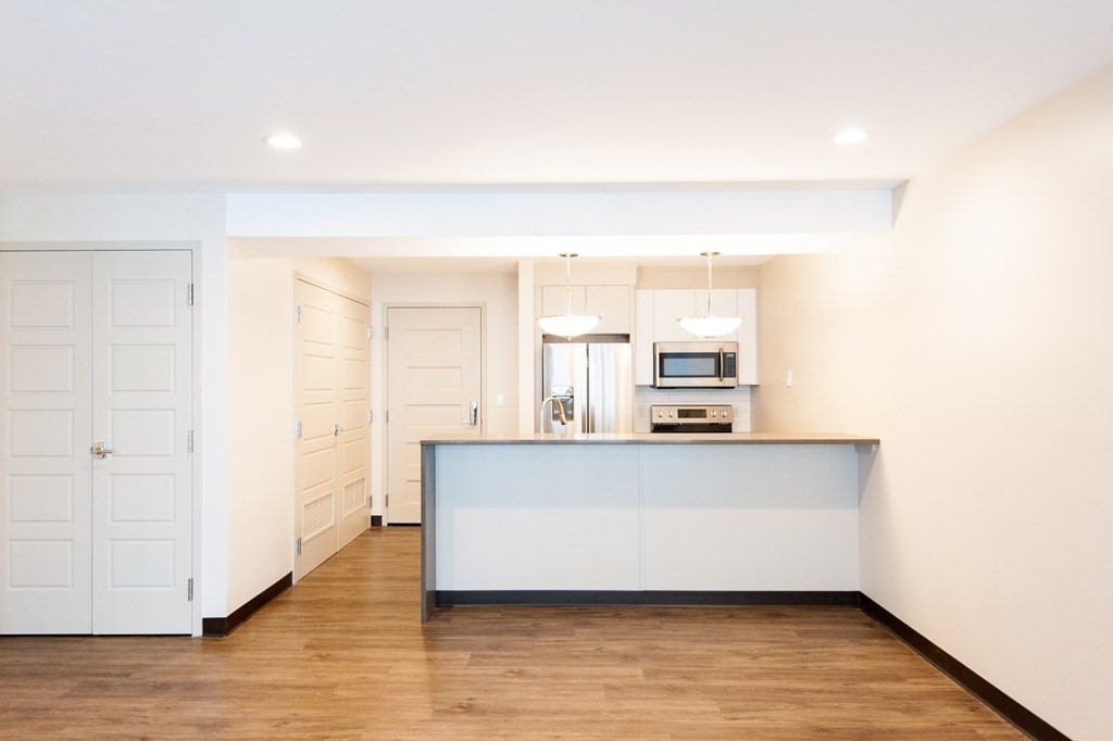 11 Dorchester St # 307