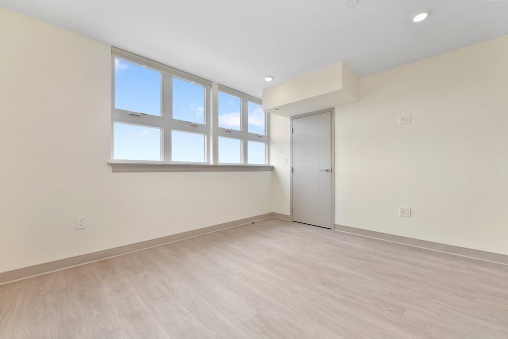 400 Dorchester St # 602