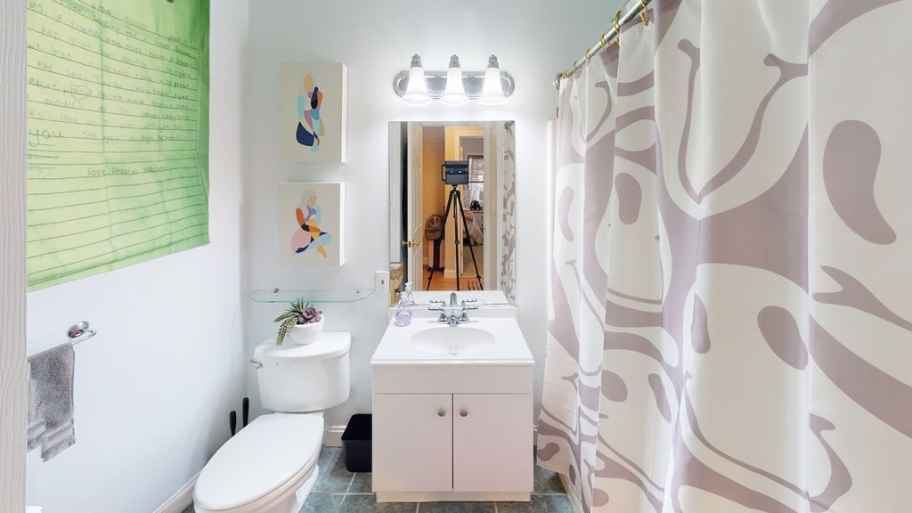 111 West 8th St Unit: E