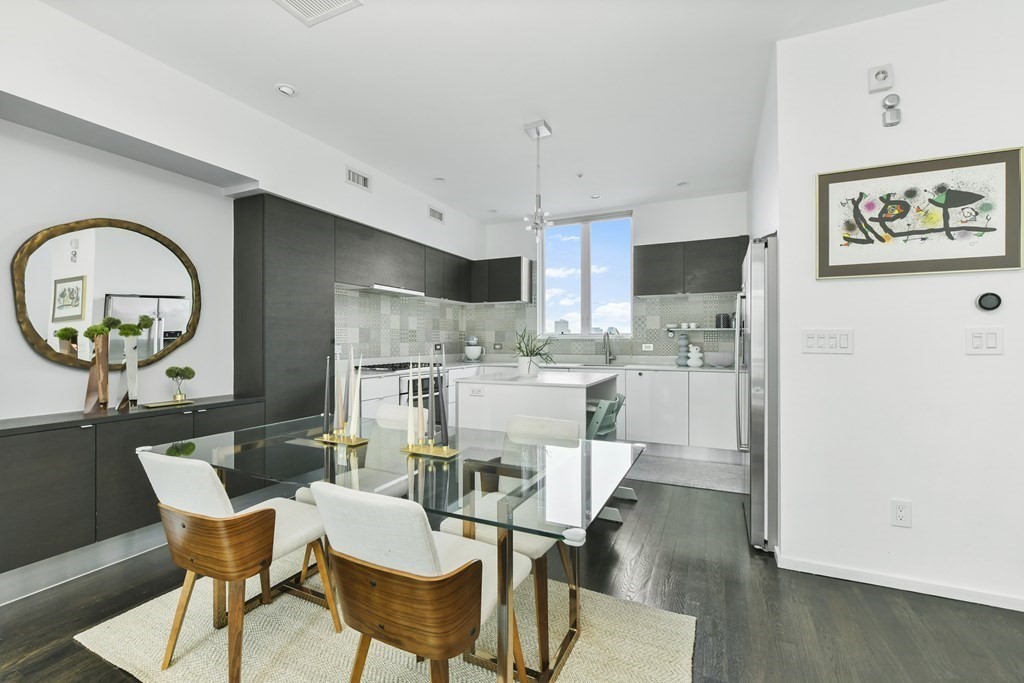 394 W 1st St # 394