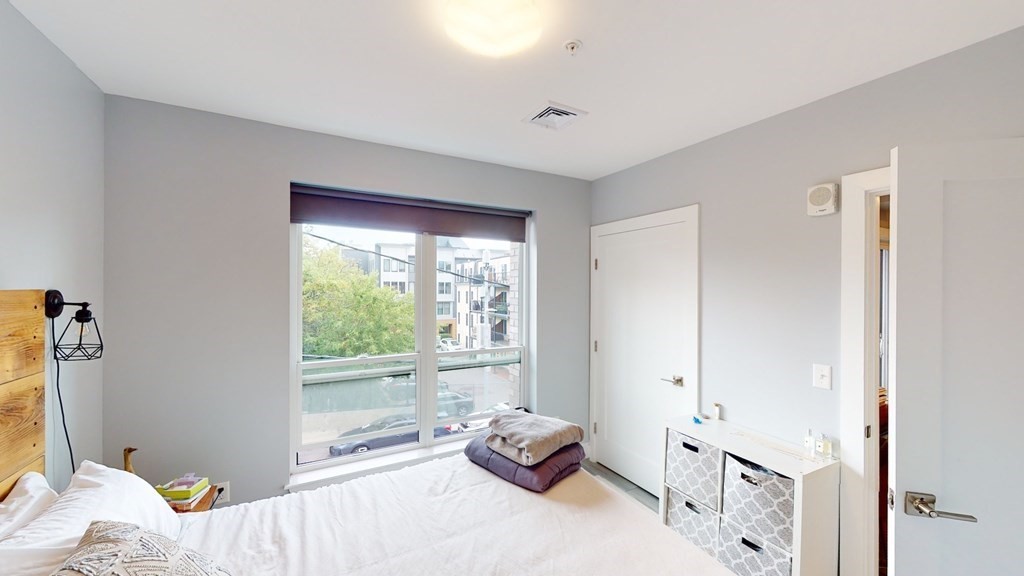 55 West 5th St # 306