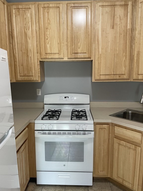 13 Boston Street Unit: 1