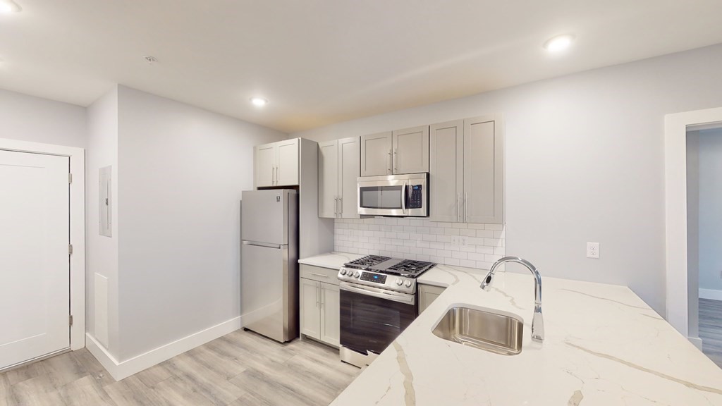 55 West 5th St # 504