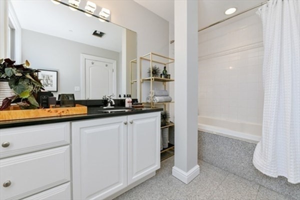 525 East 2nd St # 11