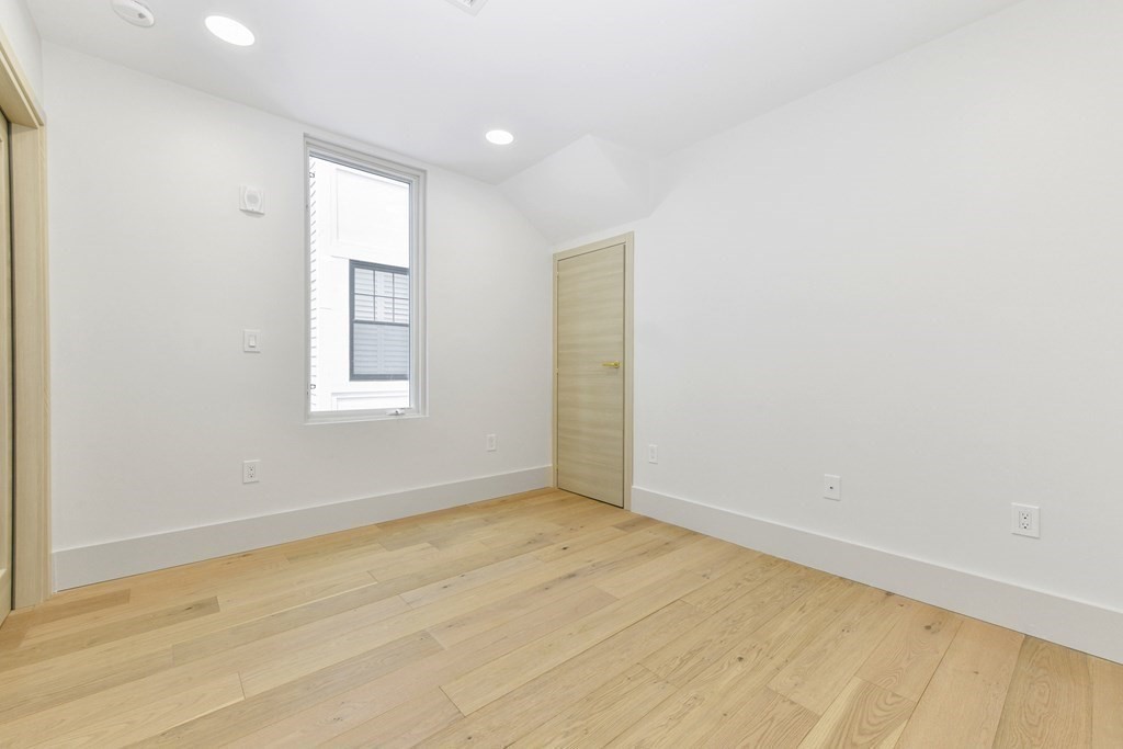 874 East 6th Street Unit: TWO