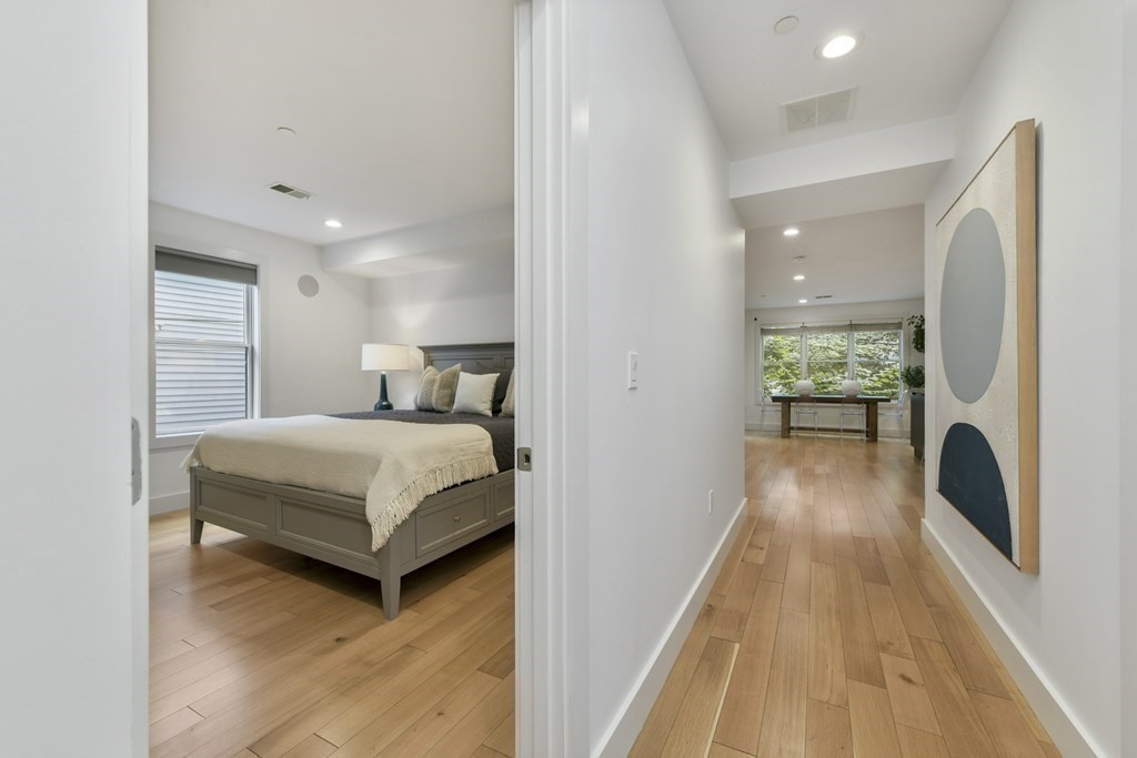 ONE Leonard Place Unit: TWO