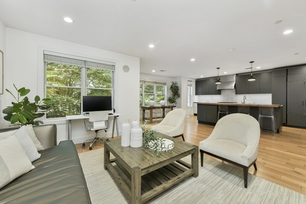 ONE Leonard Place Unit: TWO