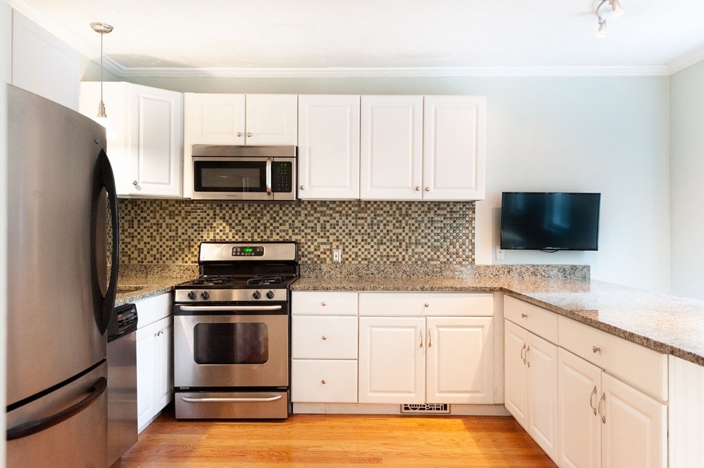 177 H St # 1