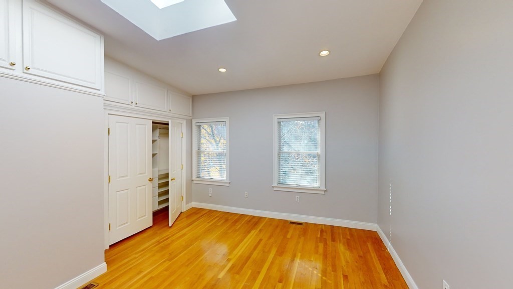 214 West 7th St # 2L