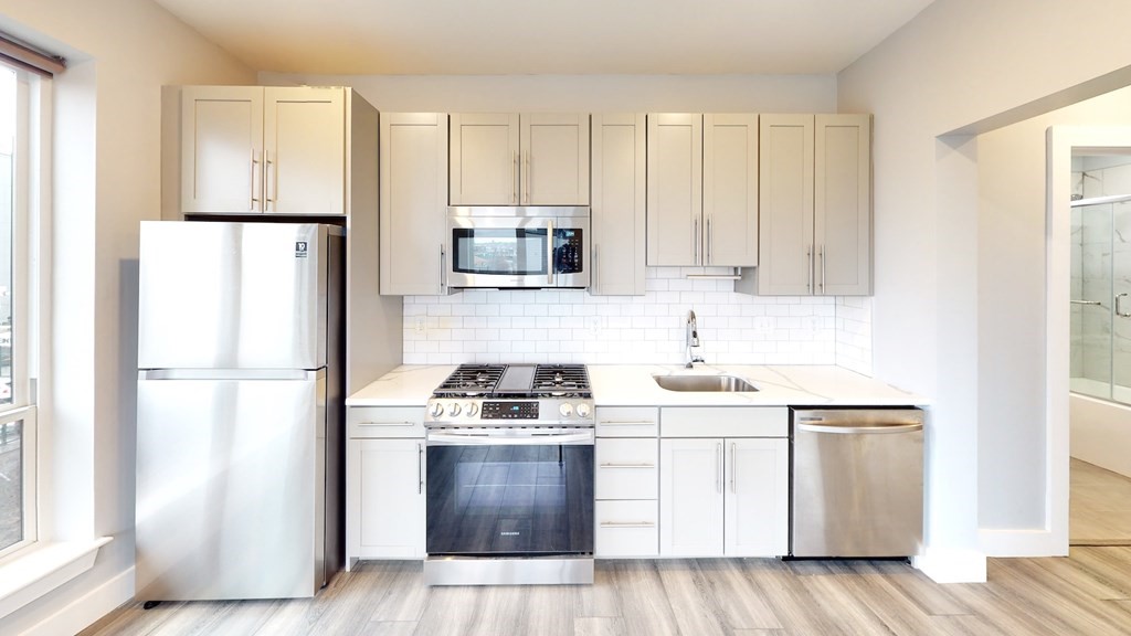 55 West 5th St # 608