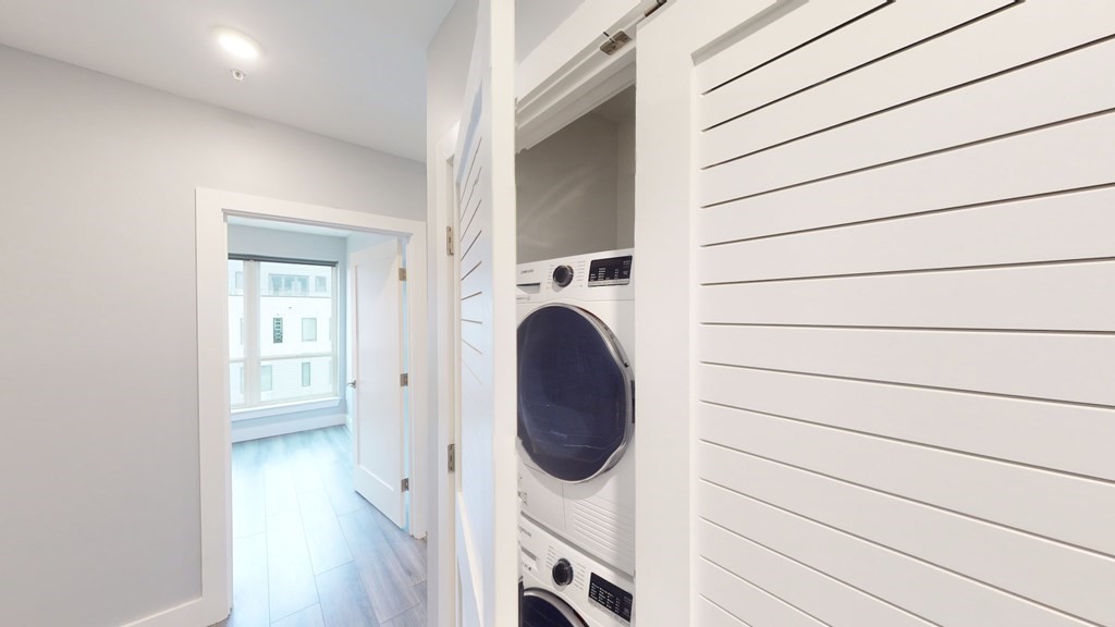 55 West 5th St # 608