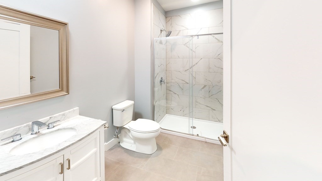 55 West 5th St # 608