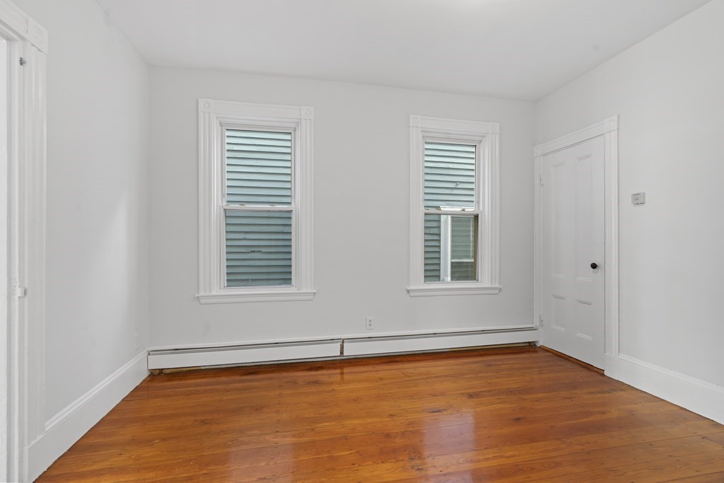 401 E 7th Street # 1