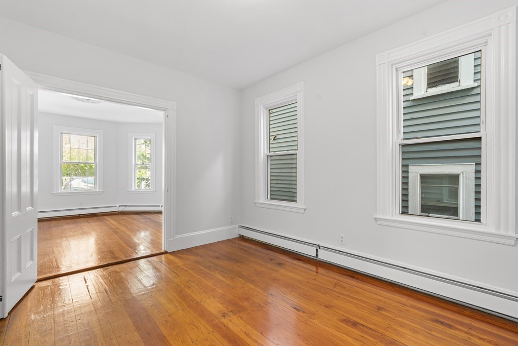 401 E 7th Street # 1