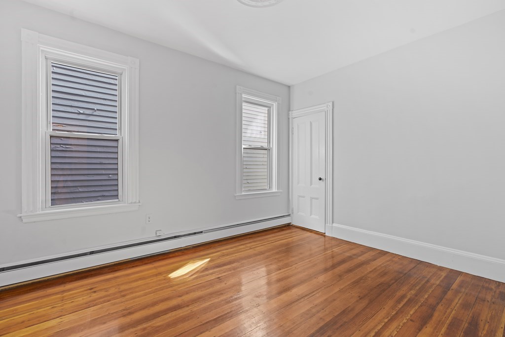 401 E 7th Street # 1