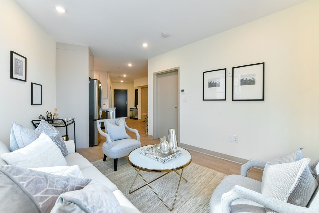 400 Dorchester St # 307