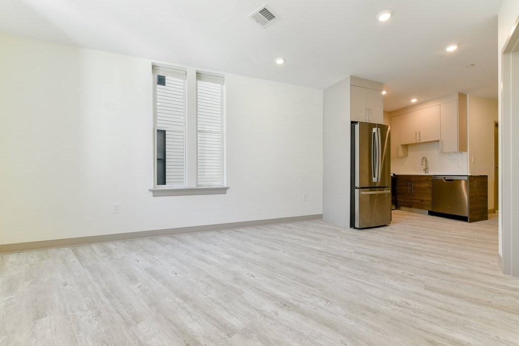 400 Dorchester St # 307