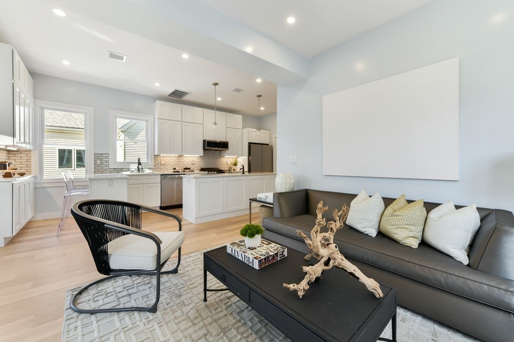 44 Dorset Street # 2