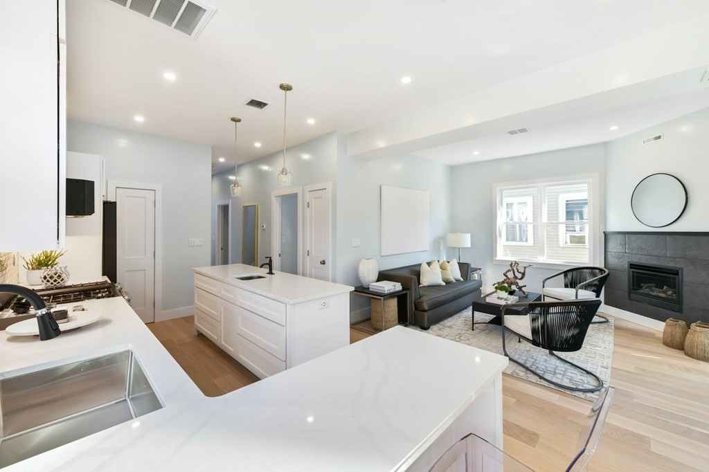 44 Dorset Street # 2