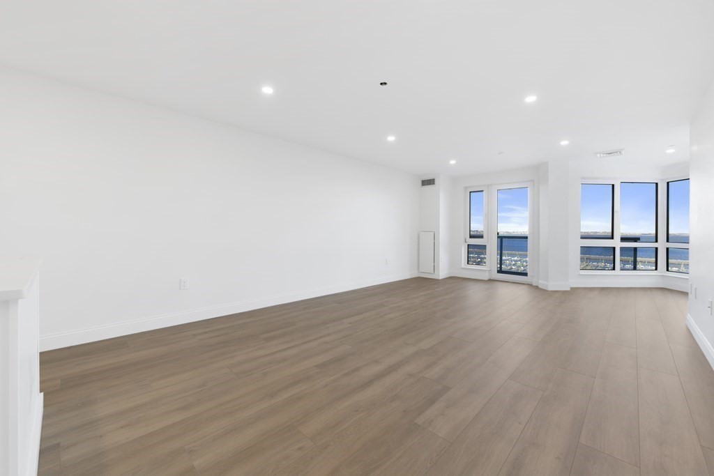 1001 Marina Drive # 602E