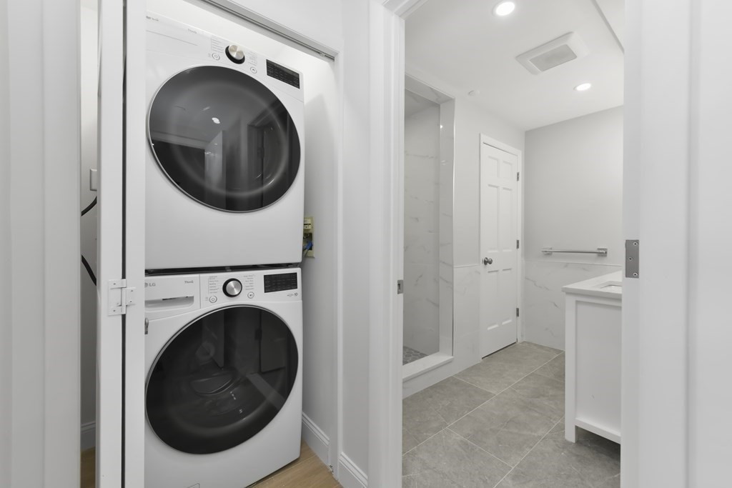 1001 Marina Drive # 602E