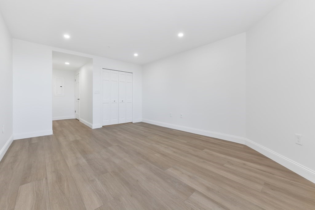 1001 Marina Drive # 602E