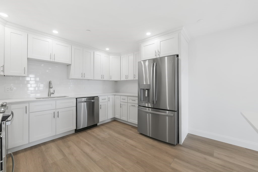 1001 Marina Drive # 602E