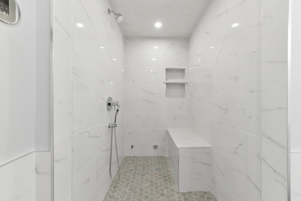 1001 Marina Drive # 602E